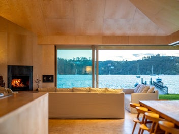 A private waterfront Sanctuary