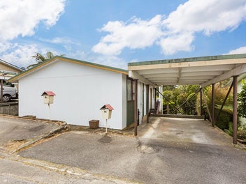 Hidden Gem in Harbour View!