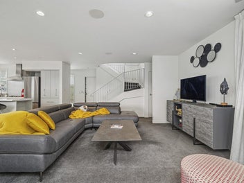 Sophisticated Centrally Located Haven