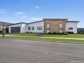 Luxury on Waikirikiri