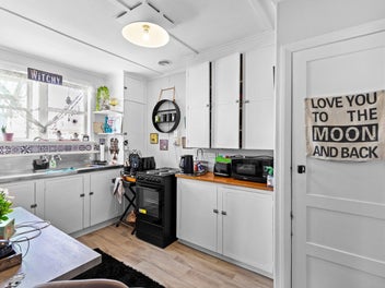 52 Cuba/32 Bell Street, Marton