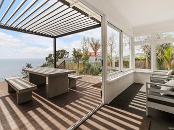 Ultimate relaxation in prime waterfront location!