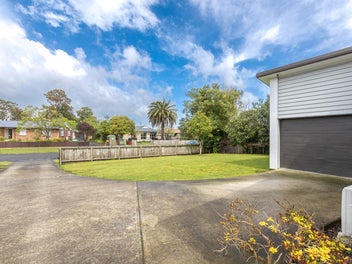 2016-Built with Great Outdoor Space!