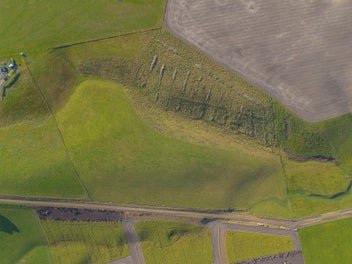 Build, graze, escape - endless options