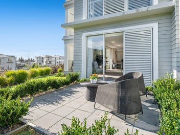 Ground-Floor Elegance in Kensington Park