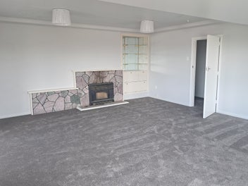 Rosebank - Prime Location, Priced to Sell