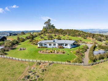 A Lifestyle Home That Redefines “Water Views”