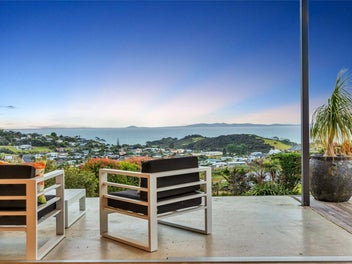 Contemporary luxury with Breathtaking Views