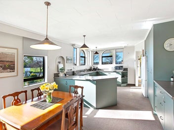 FAMILY SIZED HOME IN STUNNING SETTING