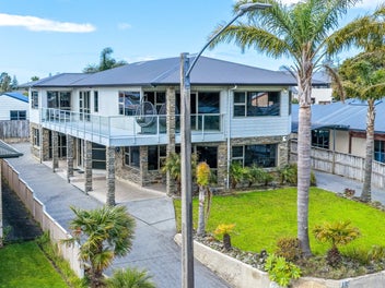 Eight bedrooms priced below RV