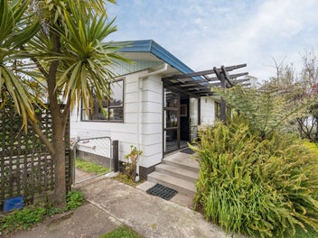 Private Sun-filled Haven