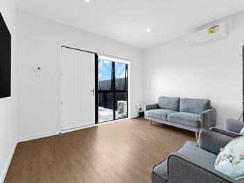 BAGS ARE PACKED - URGENT SALE