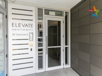 PRIME LOCATION- FABULOUS APT