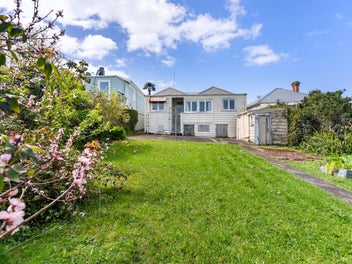 Villa gold