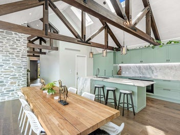 Absolute Luxury, Bold Design