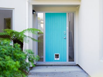 Relaxed Coastal Convenience