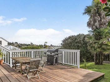 RENOVATED, LOCATION AND PRACTICALITY!