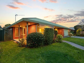 Comfortably Classic, Perfectly Practical