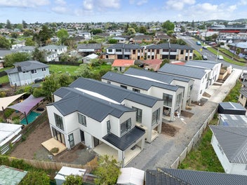 Smart Buy: Freehold, Fenced & Functional