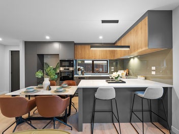 Rangitoto Zone Coastal Living - Modern + Value