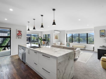 Effortless Living In Sought After Silverstream