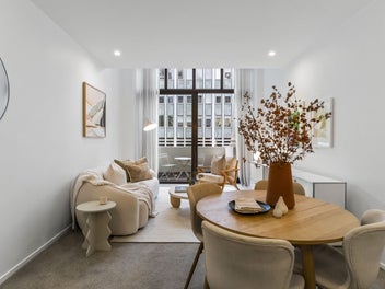 New York loft style on Queen Street - 77sqm!