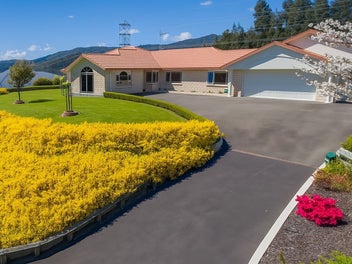 Modern, Energy-Efficient Home with Stunning Views