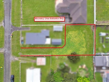 Prime section, great location, no covenants!