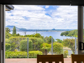 Lake Life Awaits, Owners are Relocating