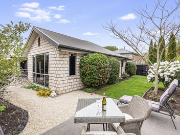 Superbly Presented & Priced Below GV!