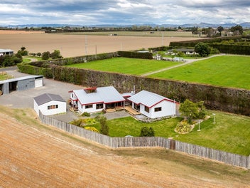 Lifestyle, land, location