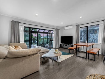 This is Modern Living | A Little Lust on Luton
