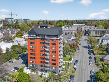 The Gloucester: Elevated, Effortless and Central