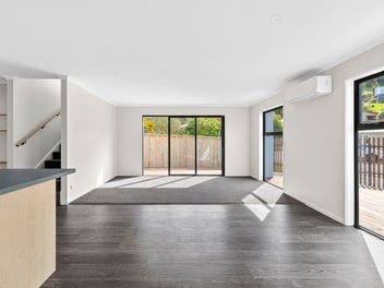 Brand New, Two Minutes from Nelson CBD