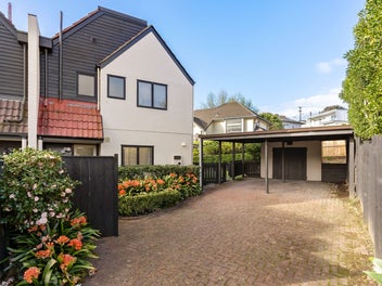 Sunny Remuera Starter