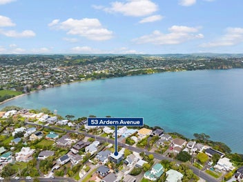 Sea Views & Prime Location!