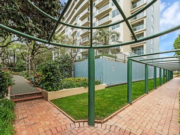 Secure Your Prestigious Epsom Lifestyle Now