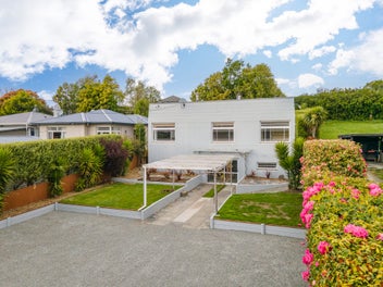 Art Deco Delight - Style, Charm & Modern Comfort