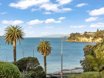 Carefree living - coastal lifestyle