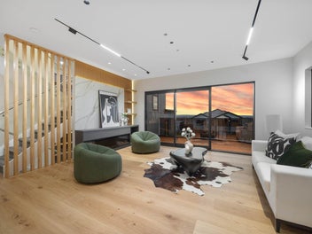 Elevated Living in Ormiston’s Desirable Location