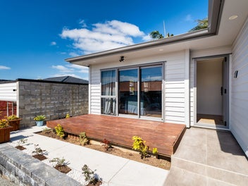 Perfect Starter or Investment in Sunnyvale!