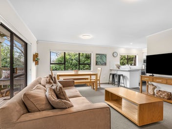 Brick & Tile | Ellerslie Border - PRICED TO SELL!!