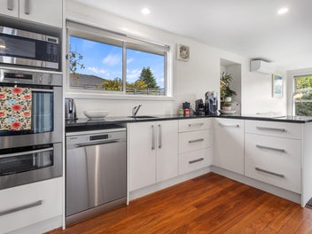 Spacious Family Home in Burnside