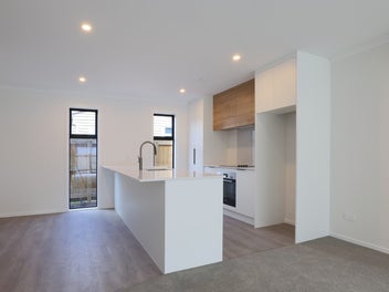 Newly Completed Parkside Living - 0% Deposit!