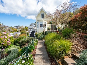 Relocating Vendors - A Timeless Beauty