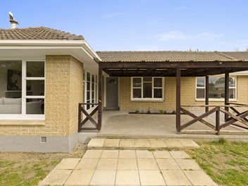 Plenty of Space on Price Place!