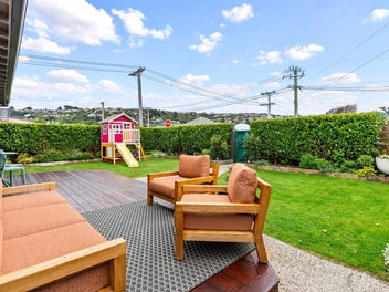 Beautifully presented family home – top location