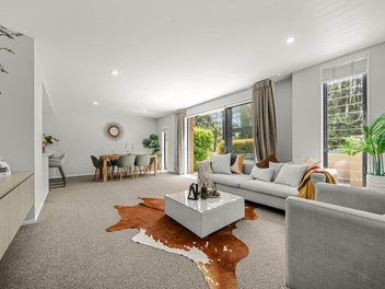 Sun, Space & Horncastle Quality