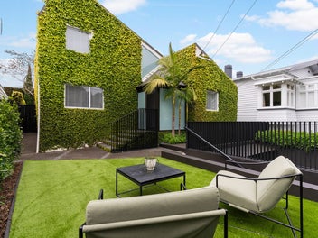 Unique Mid Century in Heart of Ponsonby