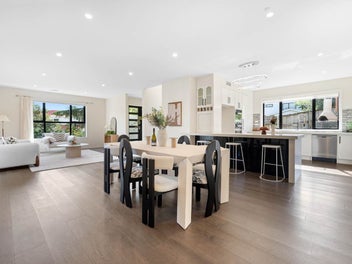 Modern Luxury in Macleans College Zone